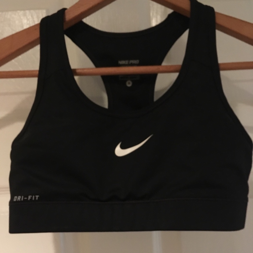 Nike pro black dri-fit sports bra